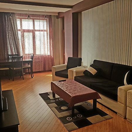 Apartment On Mirqasimov St.29 บากู ภายนอก รูปภาพ